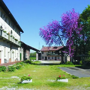  Alloggio per agriturismo Agriturismo Cascina Santa Brera